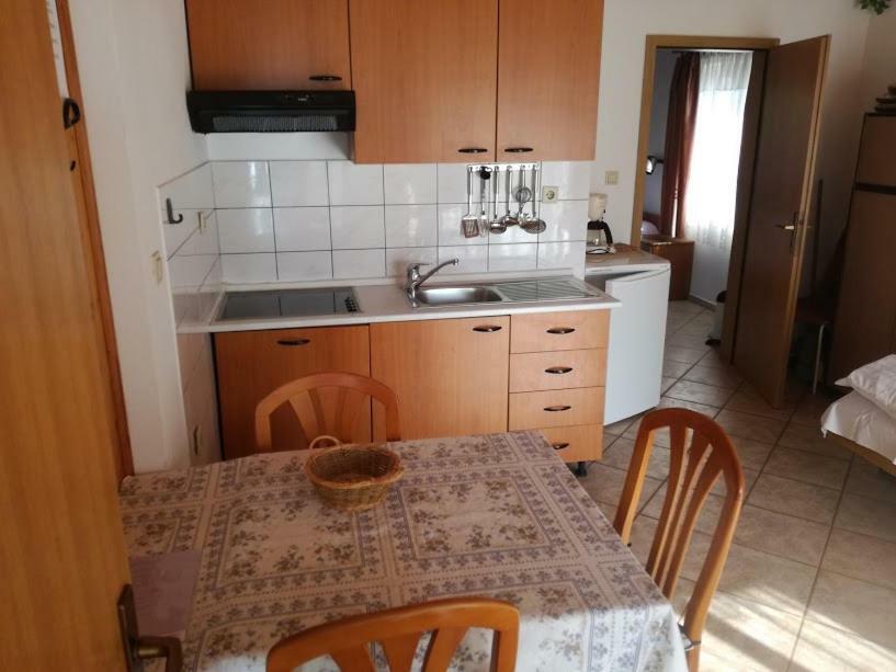 Apartmani Marijana Selce Dış mekan fotoğraf